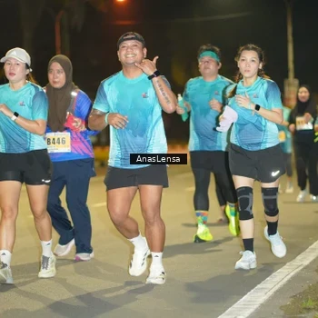 Runner Photo 8796039