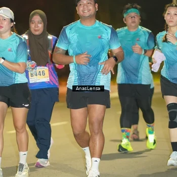 Runner Photo 8796041