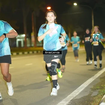 Runner Photo 8796054