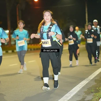 Runner Photo 8796060