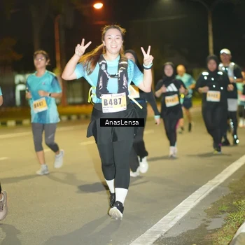 Runner Photo 8796067
