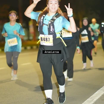 Runner Photo 8796068