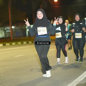 Runner Photo 8796072