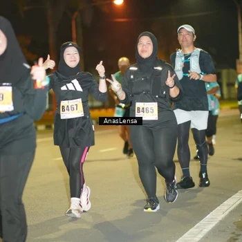 Runner Photo 8796074