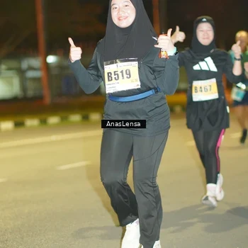 Runner Photo 8796077