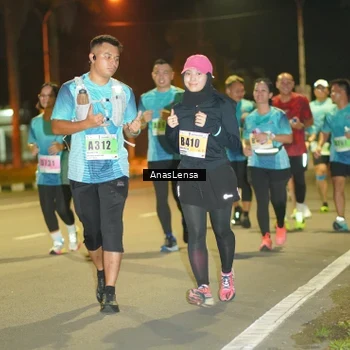 Runner Photo 8796083
