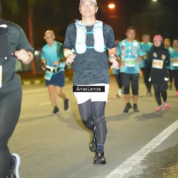 Runner Photo 8796088