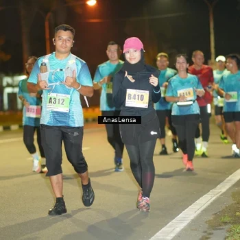 Runner Photo 8796091