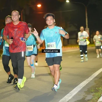 Runner Photo 8796106