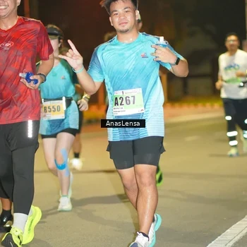 Runner Photo 8796108