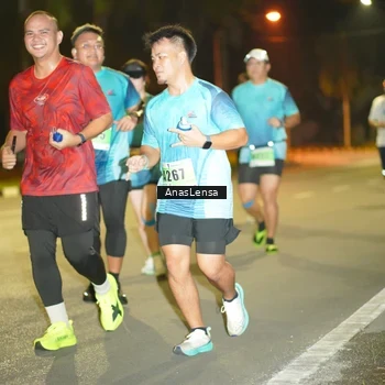 Runner Photo 8796115