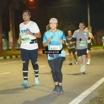 Runner Photo 8796119