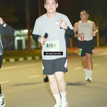 Runner Photo 8796134