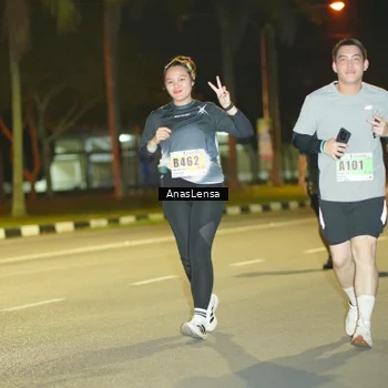 Runner Photo 8796135