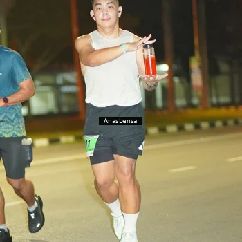 Runner Photo 8796151