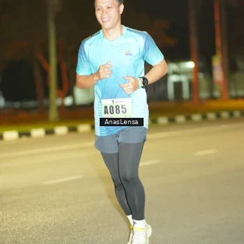 Runner Photo 8796165