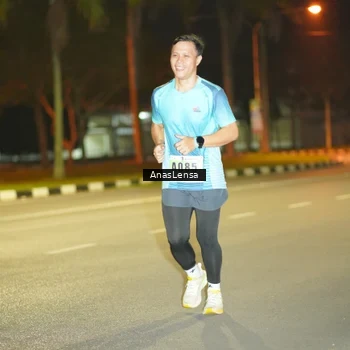 Runner Photo 8796175