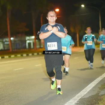 Runner Photo 8796202