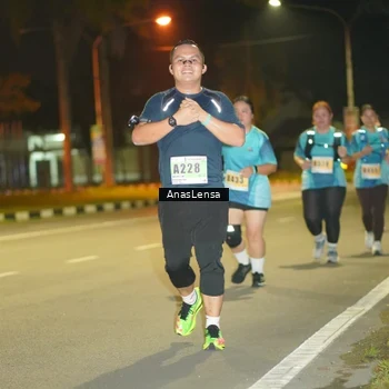Runner Photo 8796203