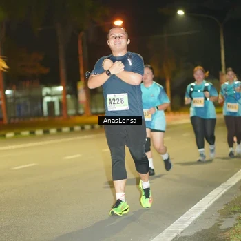 Runner Photo 8796205