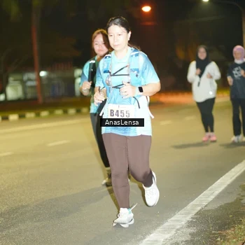 Runner Photo 8796213