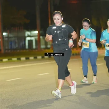 Runner Photo 8796234