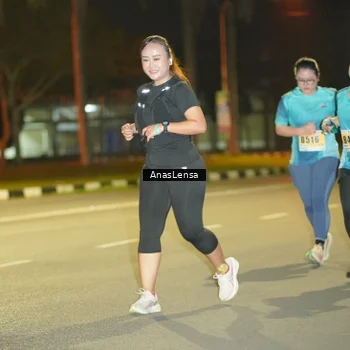 Runner Photo 8796235
