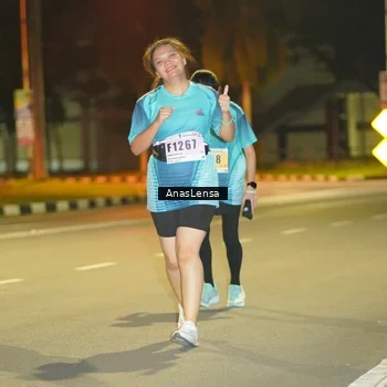 Runner Photo 8796254
