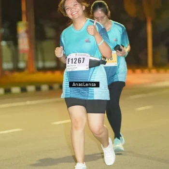Runner Photo 8796264