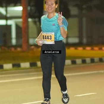 Runner Photo 8796274