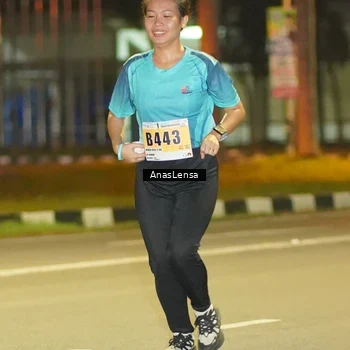Runner Photo 8796278