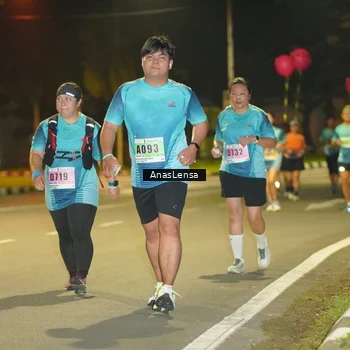 Runner Photo 8796315