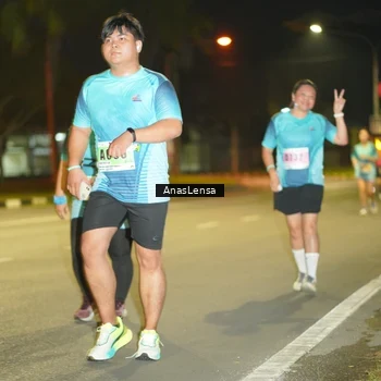Runner Photo 8796318