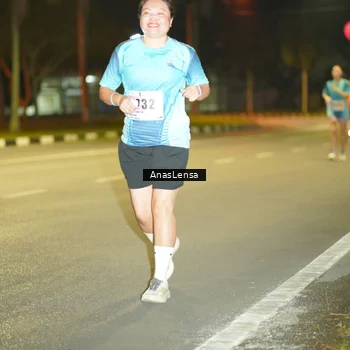 Runner Photo 8796335