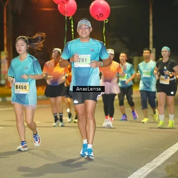 Runner Photo 8796341