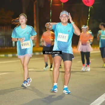 Runner Photo 8796343