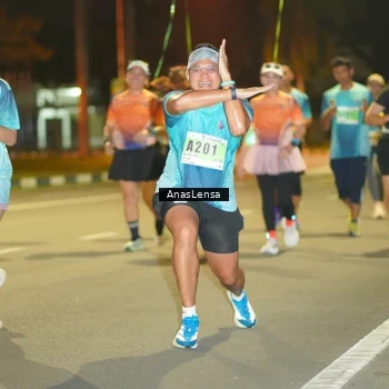 Runner Photo 8796348