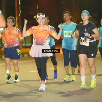 Runner Photo 8796355