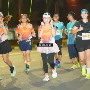 Runner Photo 8796363