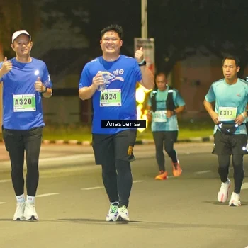Runner Photo 8796377