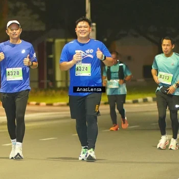 Runner Photo 8796379