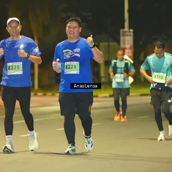 Runner Photo 8796385
