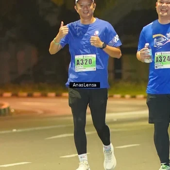 Runner Photo 8796388