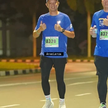 Runner Photo 8796389