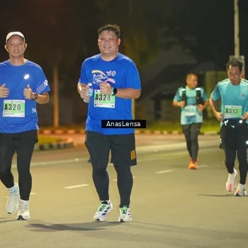 Runner Photo 8796394