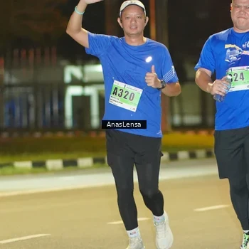 Runner Photo 8796398