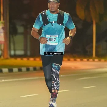 Runner Photo 8796406