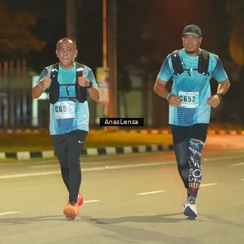 Runner Photo 8796410