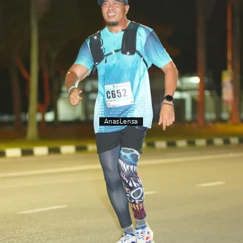 Runner Photo 8796423