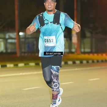 Runner Photo 8796424